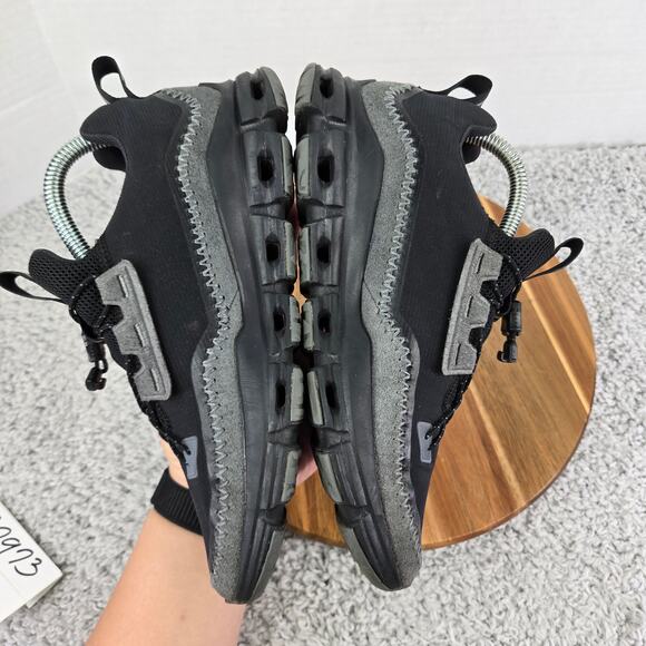 On Running Cloudaway Triple Black Athletic Lace Up Daily Gym Sneaker Womens 8 - Picture 8 of 13